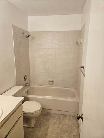 503 Springdale Circle 50c, Palm Springs, FL 33461