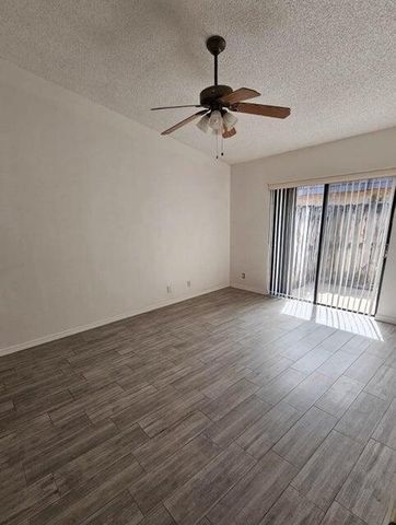 503 Springdale Circle 50c, Palm Springs, FL 33461
