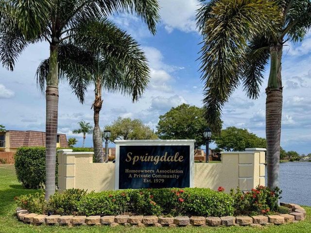 503 Springdale Circle 50c, Palm Springs, FL 33461