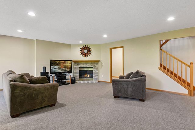 1790 Sterling Road, Waconia, MN 55387