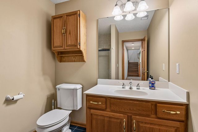 1790 Sterling Road, Waconia, MN 55387