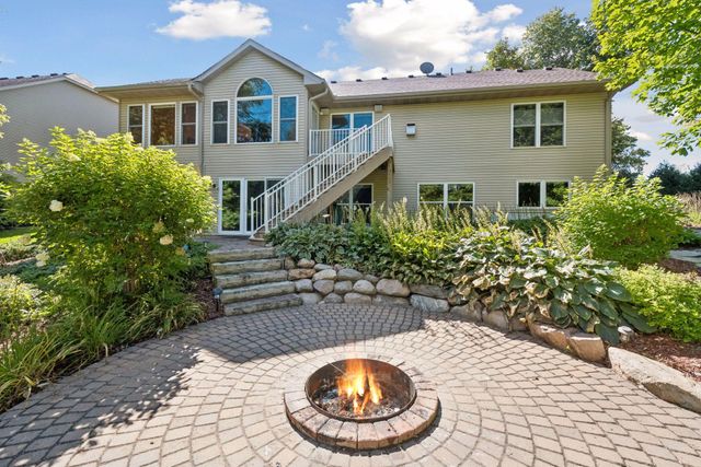 1790 Sterling Road, Waconia, MN 55387