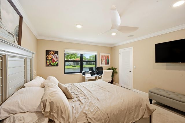 21757 Arriba Real D, Boca Raton, FL 33433