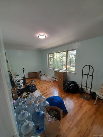 176-34 133rd Avenue 2nd flr, Jamaica, NY 11434