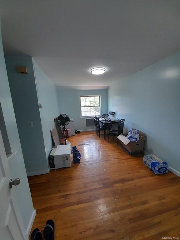 176-34 133rd Avenue 2nd flr, Jamaica, NY 11434