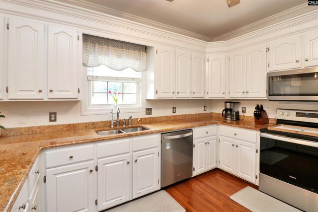 217 Clubhouse Drive, West Columbia, SC 29172