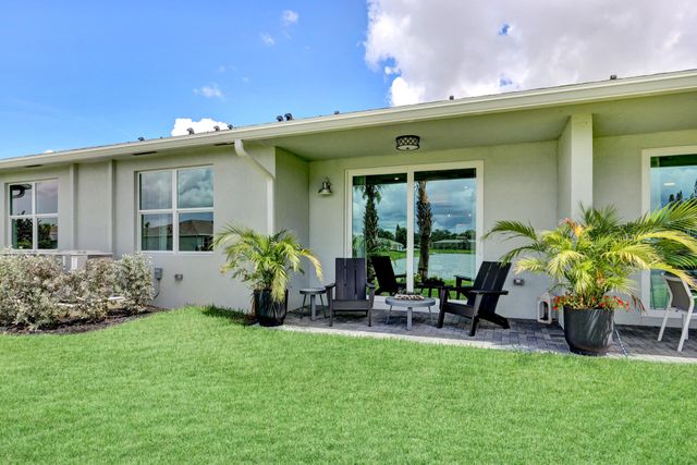 5828 SHINING SEA Court, Delray Beach, FL 33484