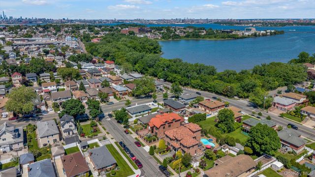 138-15 13th Avenue, Malba, NY 11357