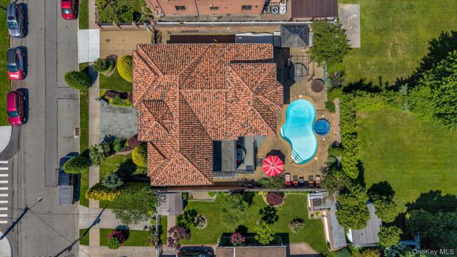 138-15 13th Avenue, Malba, NY 11357