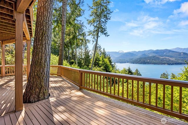 19736 NW Stavis Bay Road, Seabeck, WA 98380
