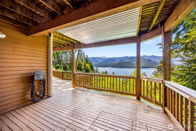 19736 NW Stavis Bay Road, Seabeck, WA 98380