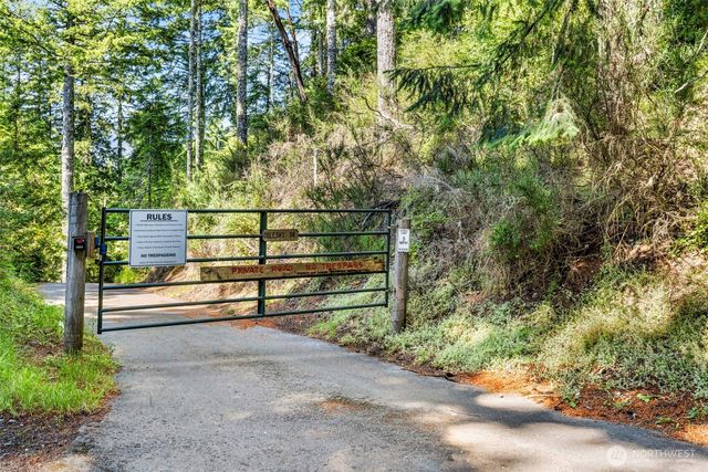 19736 NW Stavis Bay Road, Seabeck, WA 98380