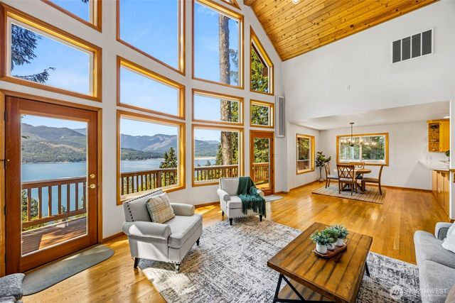 19736 NW Stavis Bay Road, Seabeck, WA 98380
