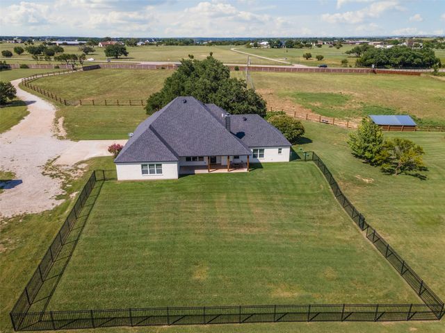 111 Sharla Smelley Road, Weatherford, TX 76088