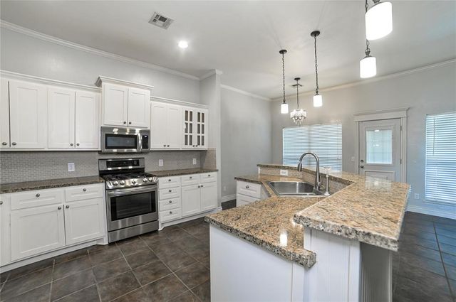 21574 Lake Shadows Drive, Edmond, OK 73012