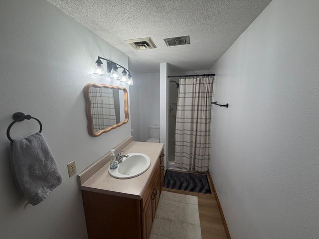 301 E 1st Street, Adrian, MN 56110