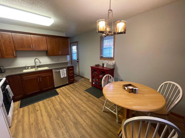 301 E 1st Street, Adrian, MN 56110