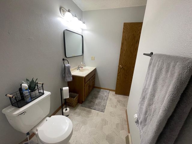 301 E 1st Street, Adrian, MN 56110