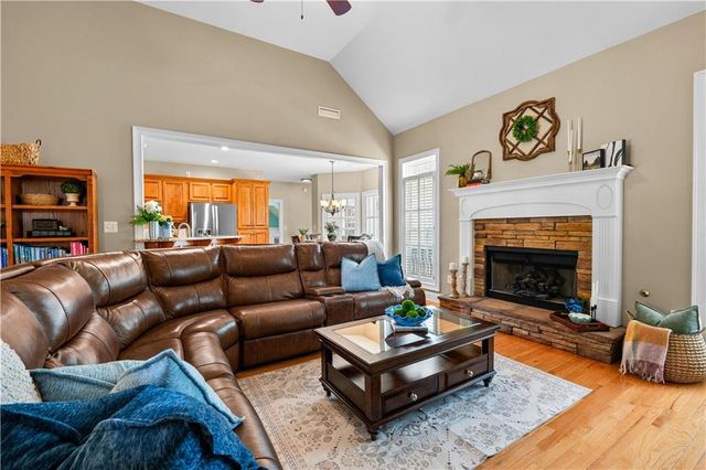 145 Ryans Court, Sharpsburg, GA 30277