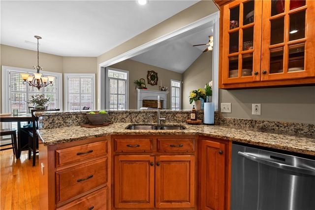 145 Ryans Court, Sharpsburg, GA 30277