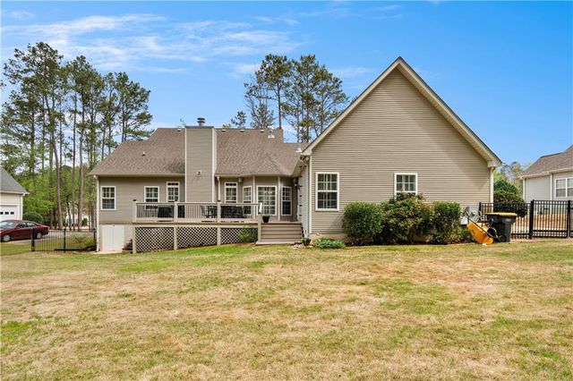 145 Ryans Court, Sharpsburg, GA 30277