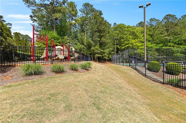 145 Ryans Court, Sharpsburg, GA 30277