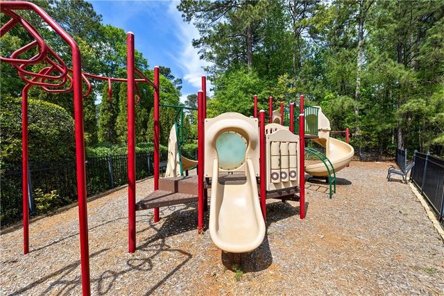 145 Ryans Court, Sharpsburg, GA 30277