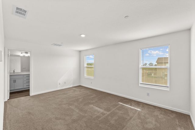 1109 E Elkhorn Avenue, Visalia, CA 93292