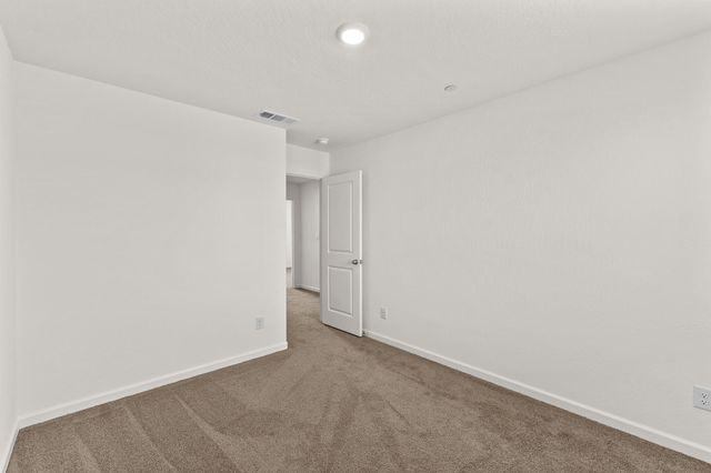 1109 E Elkhorn Avenue, Visalia, CA 93292