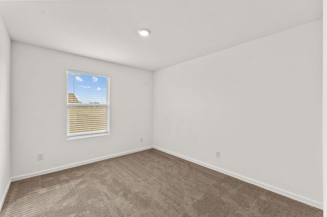 1109 E Elkhorn Avenue, Visalia, CA 93292