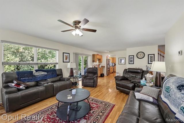 46309 Jasmine Court, Chesterfield, MI 48047