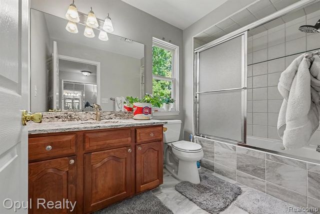 46309 Jasmine Court, Chesterfield, MI 48047