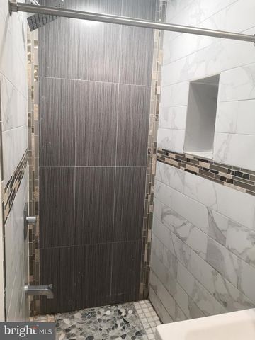 1008 GREEN ST, Philadelphia, PA 19123