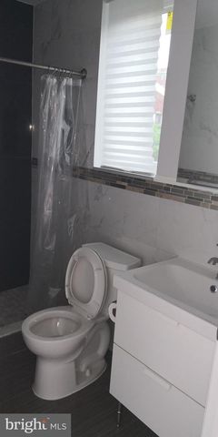 1008 GREEN ST, Philadelphia, PA 19123