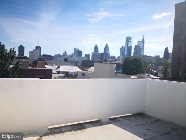 1008 GREEN ST, Philadelphia, PA 19123