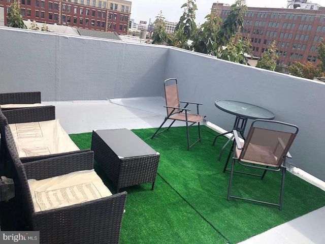 1008 GREEN ST, Philadelphia, PA 19123