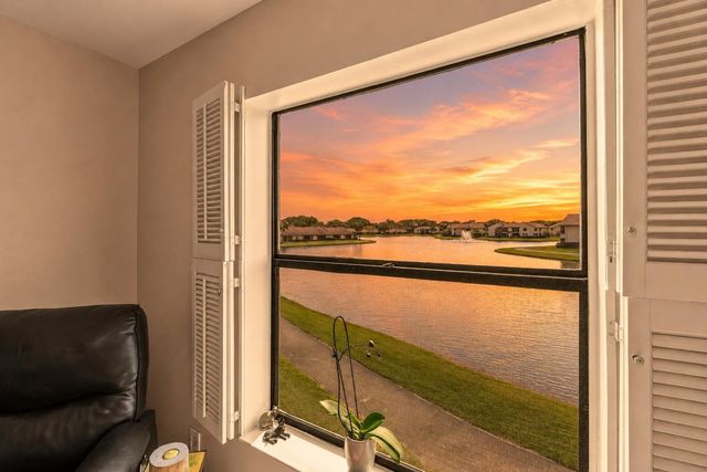 8541 W Boca Glades Blvd Boulevard W H, Boca Raton, FL 33434
