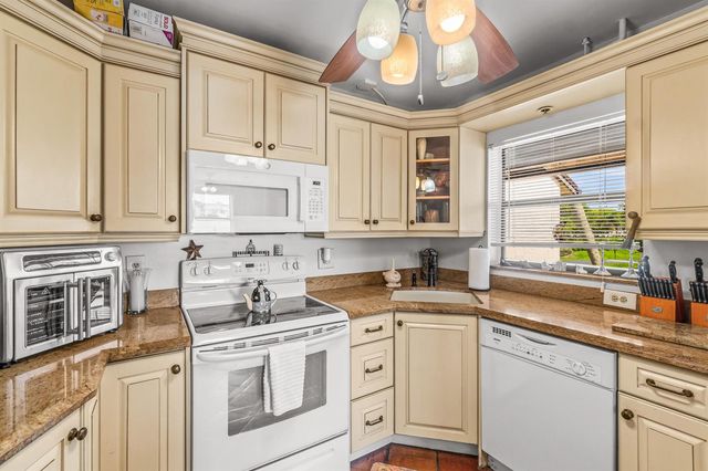 8541 W Boca Glades Blvd Boulevard W H, Boca Raton, FL 33434
