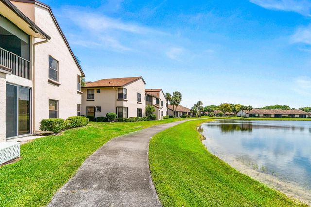 8541 W Boca Glades Blvd Boulevard W H, Boca Raton, FL 33434
