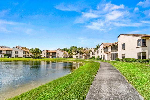8541 W Boca Glades Blvd Boulevard W H, Boca Raton, FL 33434