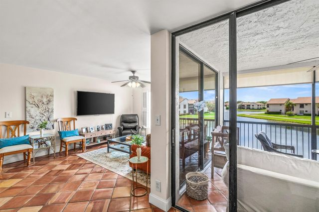 8541 W Boca Glades Blvd Boulevard W H, Boca Raton, FL 33434