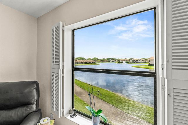 8541 W Boca Glades Blvd Boulevard W H, Boca Raton, FL 33434