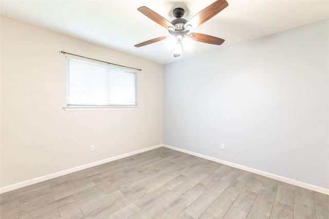 6323 Bridgegate Drive, Spring, TX 77373