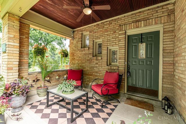 620 Greenwood Avenue, Cincinnati, OH 45229