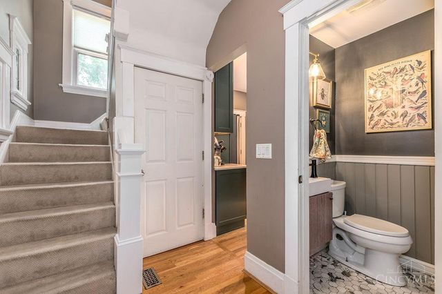 620 Greenwood Avenue, Cincinnati, OH 45229