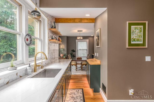 620 Greenwood Avenue, Cincinnati, OH 45229