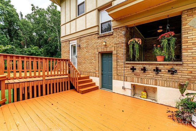 620 Greenwood Avenue, Cincinnati, OH 45229