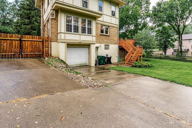 620 Greenwood Avenue, Cincinnati, OH 45229