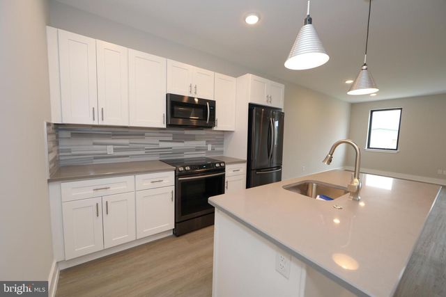 1851 GERMANTOWN AVE, Philadelphia, PA 19122