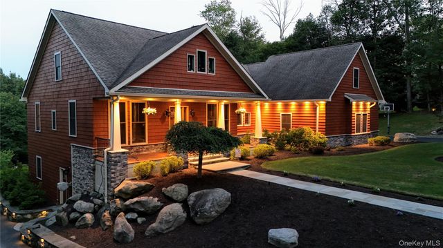 1 Peck Ridge Road, Warwick, NY 10990